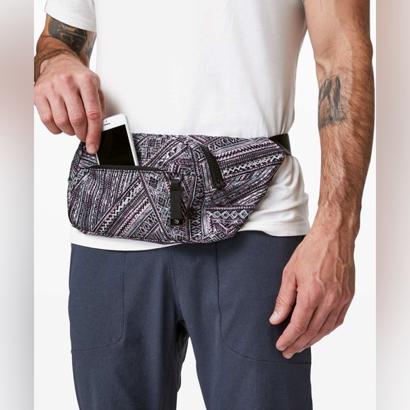 Lululemon | On The Beat Belt Bag *4.5L - Picture 2 of 13